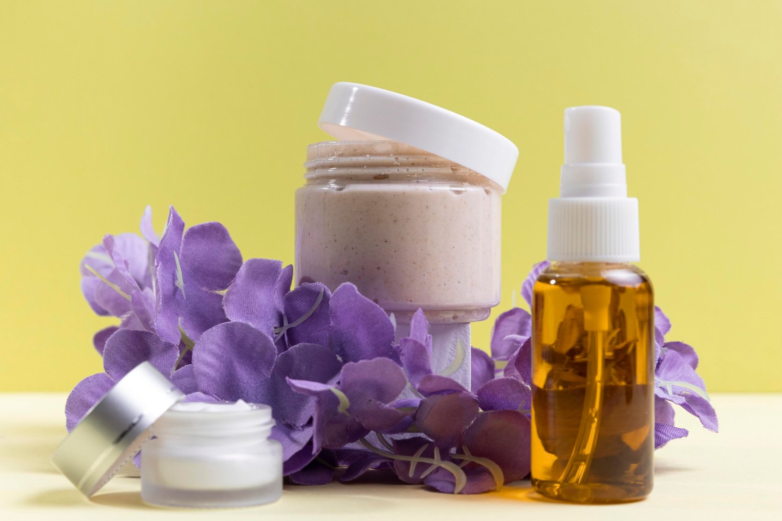 Who Manufactures Private Label Skincare Products in India?