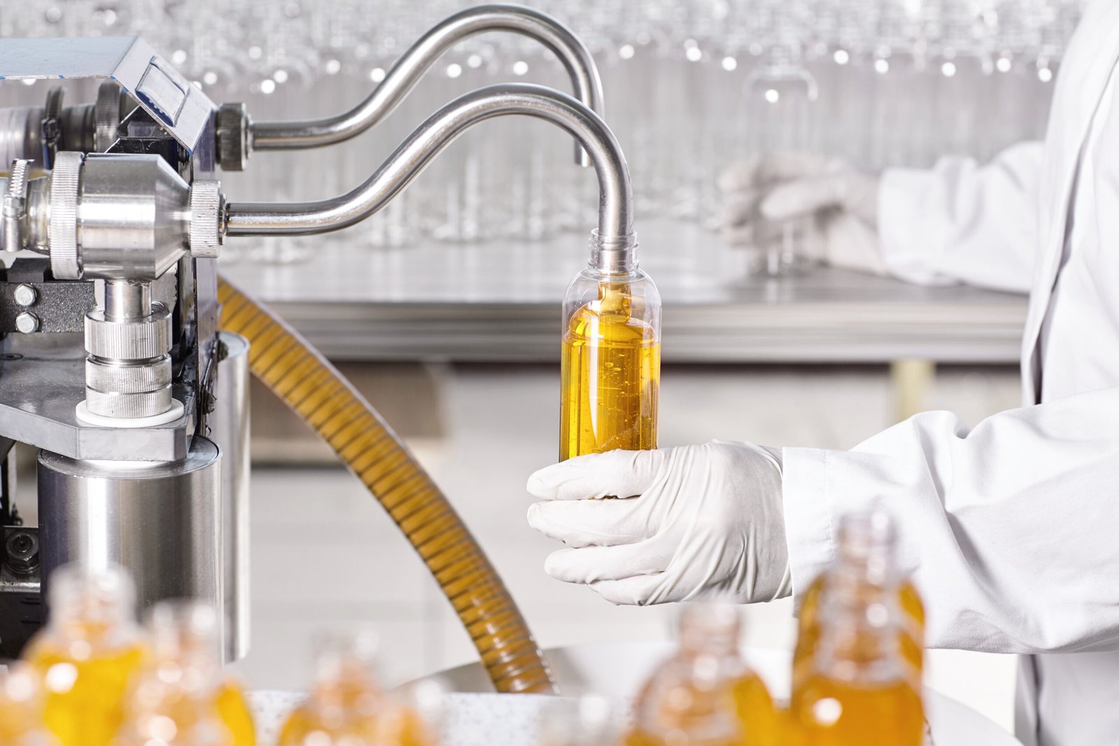 Who is the best private label cosmetic manufacturer with no MOQ?