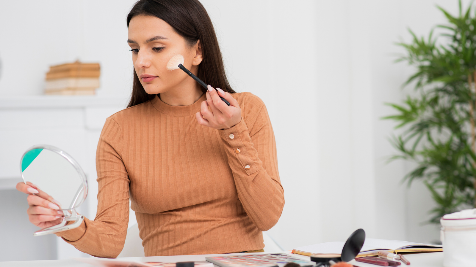 how to find a cosmetic manufacturer