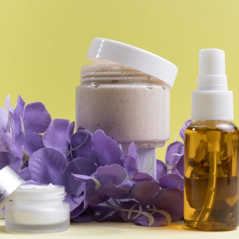 Who Manufactures Private Label Skincare Products in India?