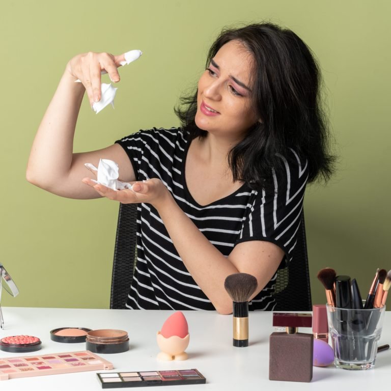 How to Start Your Own Skincare Brand in India in 2026